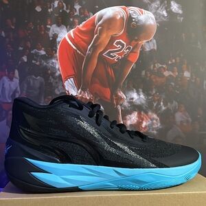 Puma MB.02 “Phenom” NO BOX